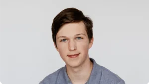 ماكس، 2025، طالب بالصف الحادي عشر