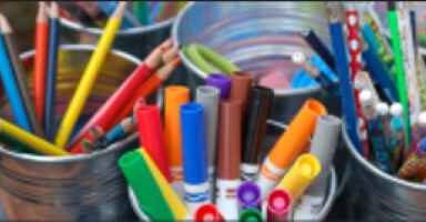 أقلام تلوين